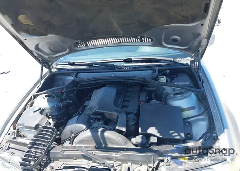 2005 BMW 330Ci from USA, damaged, VIN WBABW53495PL49091